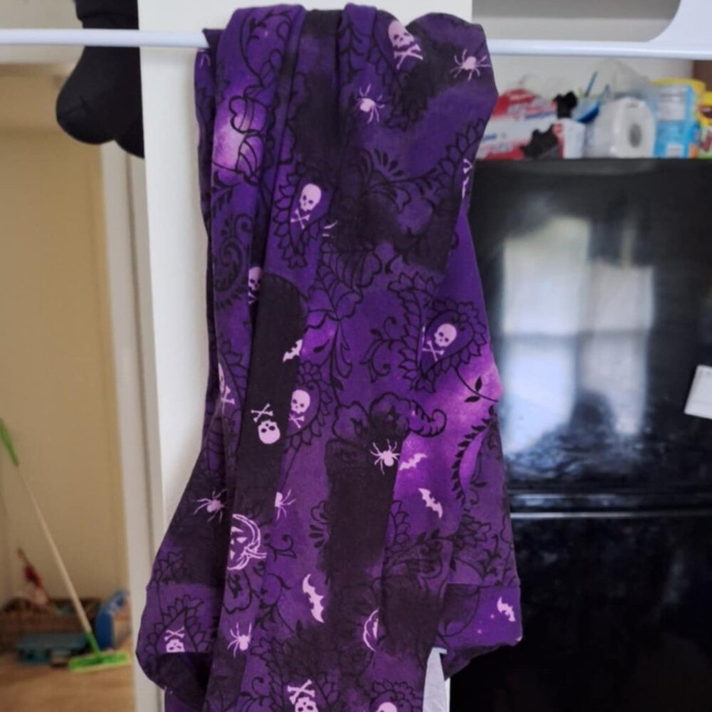 Purple Skull and Spider Leggings